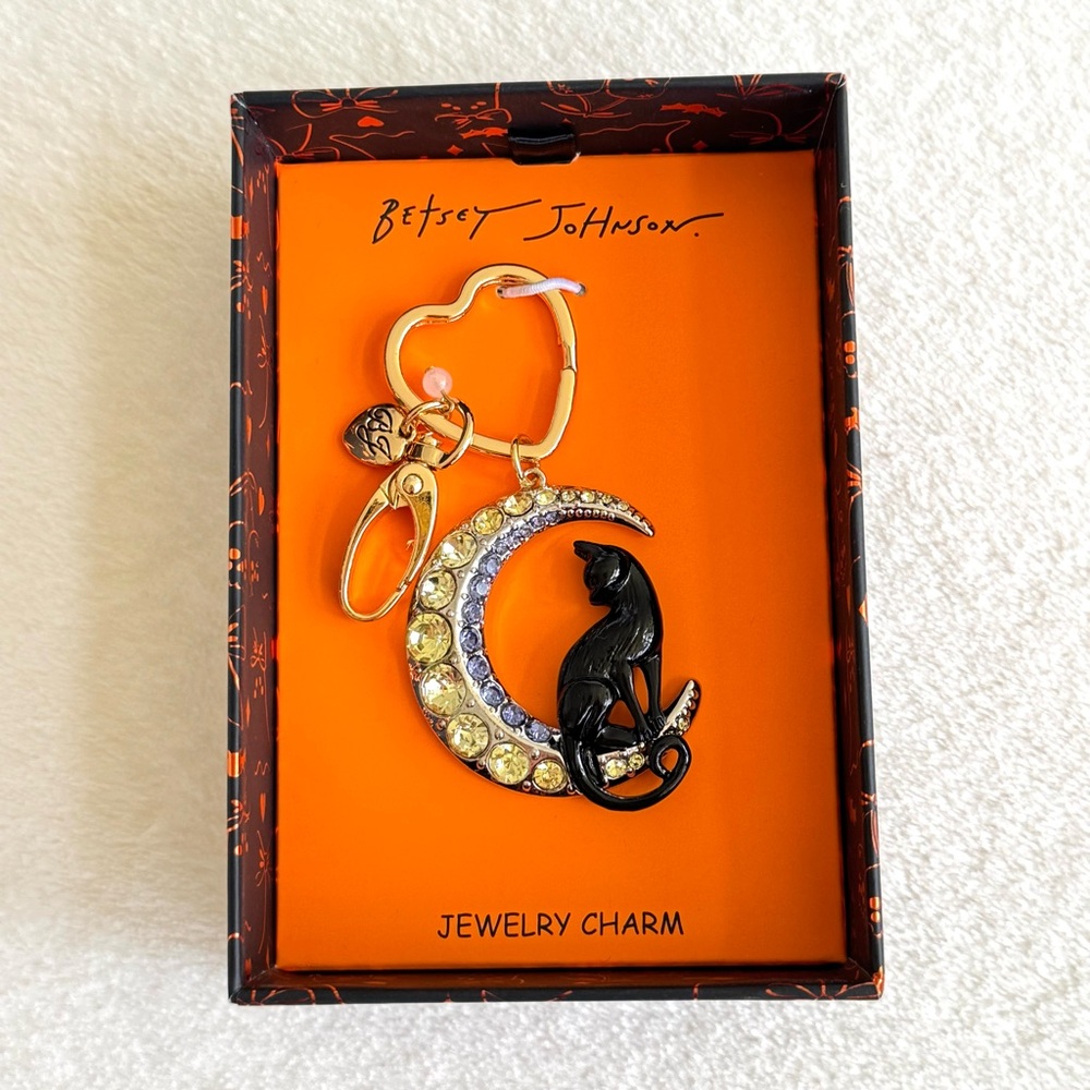Betsey Johnson Halloween Black Cat & Crescent Moon Bag Charm - Picture 2 of 4